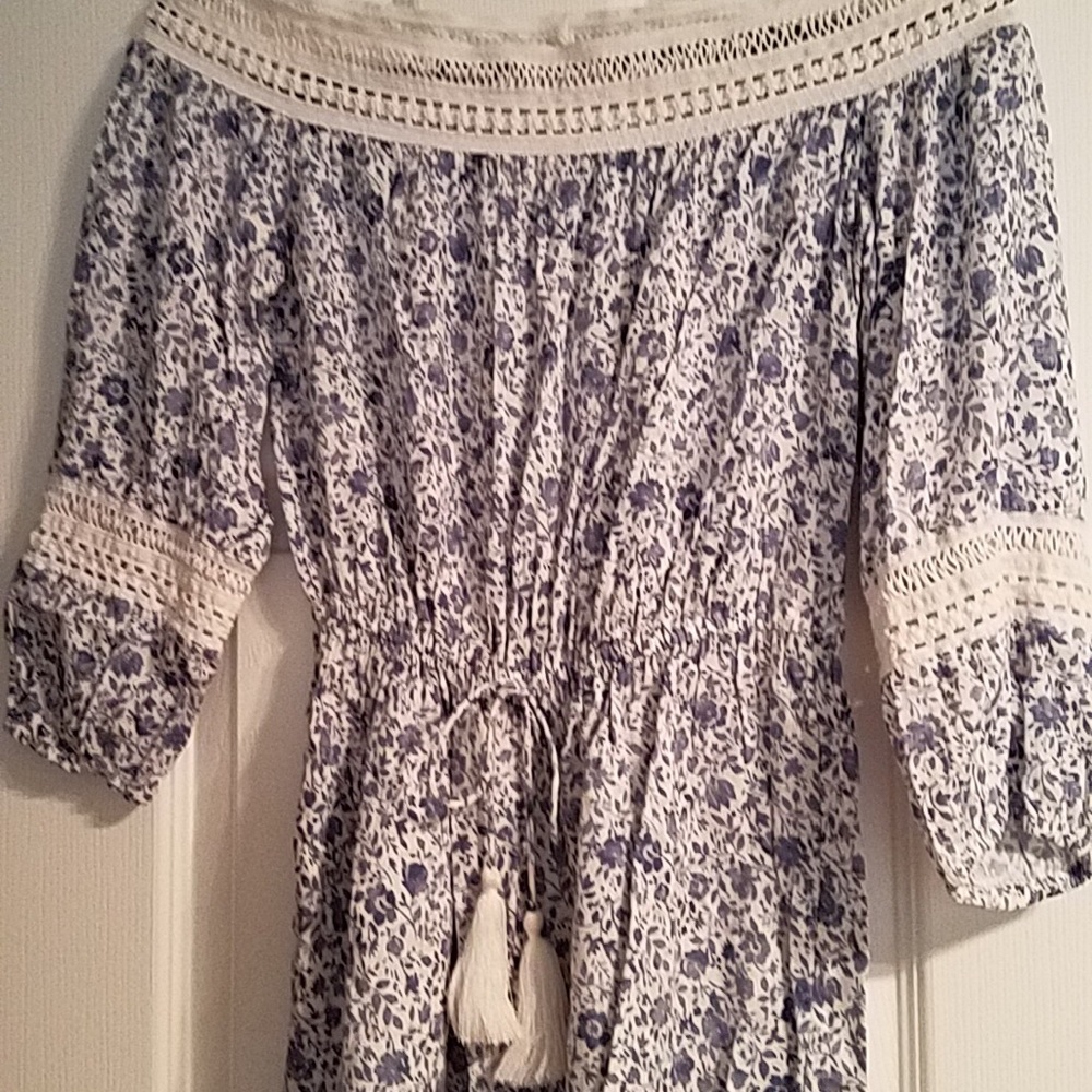 Hollister romper